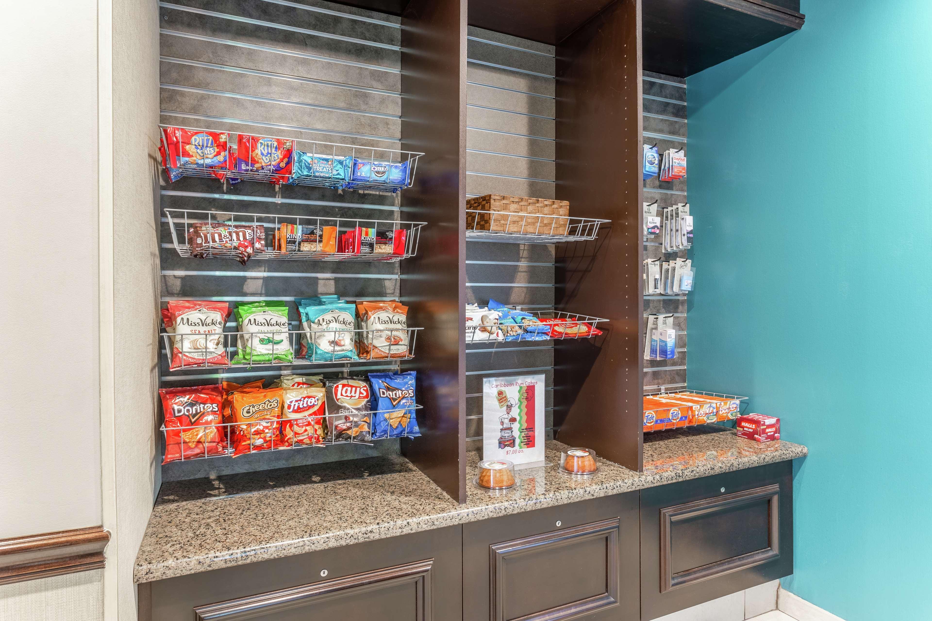 Hilton Garden Inn Albany-Suny Area Екстериор снимка